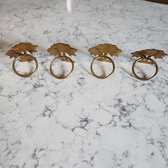 Set of 4 Brass Look Palm Tree Napkin Rings - Picture 4 of 4